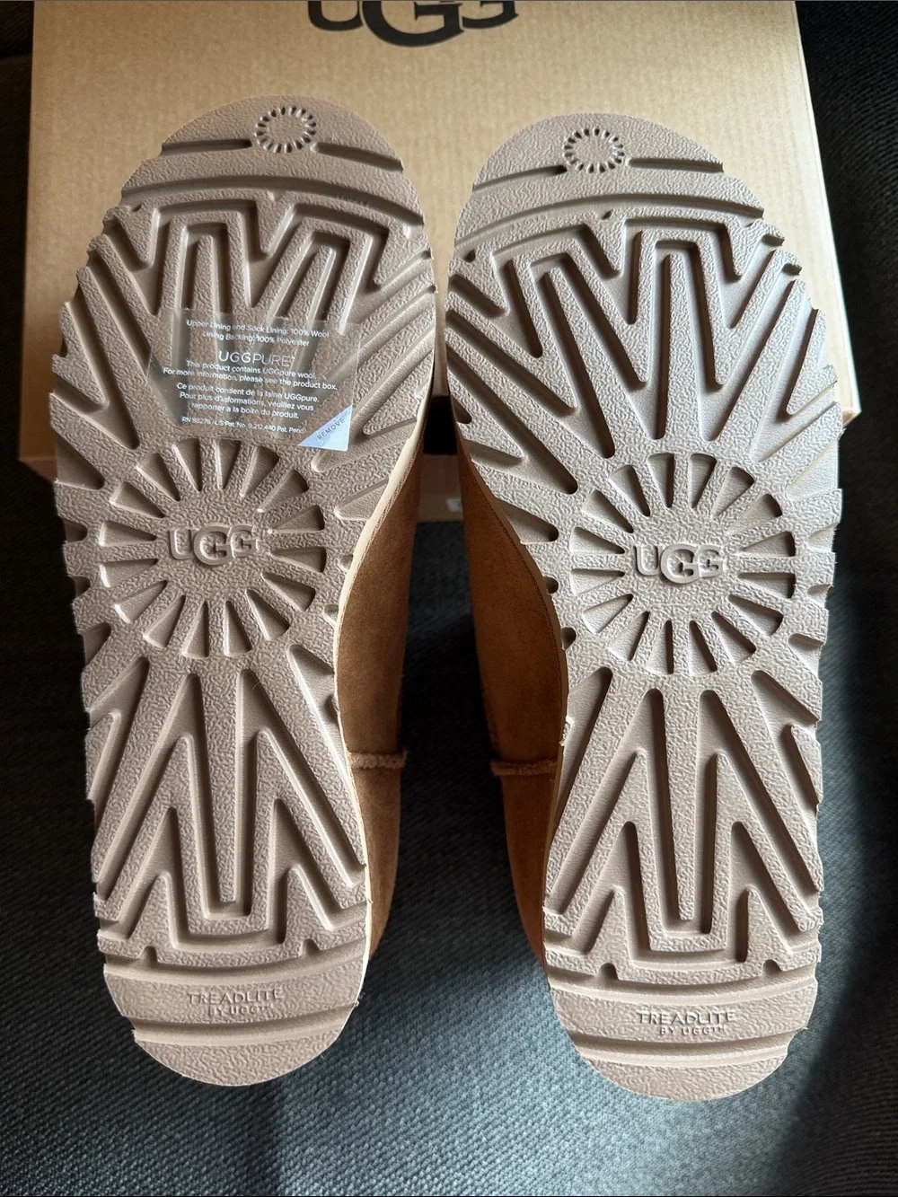 New Ugg Women’s Size 9 Classic Femme Mini Wedge Bootie
